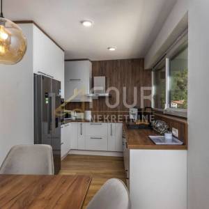 Mošćenička Draga, luksuzna novogradnja, 430m2, bazen, sauna, prostrana okućnica