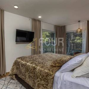 Mošćenička Draga, luksuzni višeetažni stan, 221.20m2, 3s+db, bazen, sauna