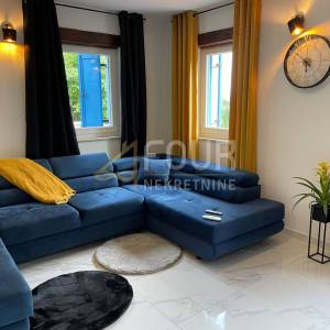 Mošćenička Draga, novogradnja, kuća s bazenom, pogled na more