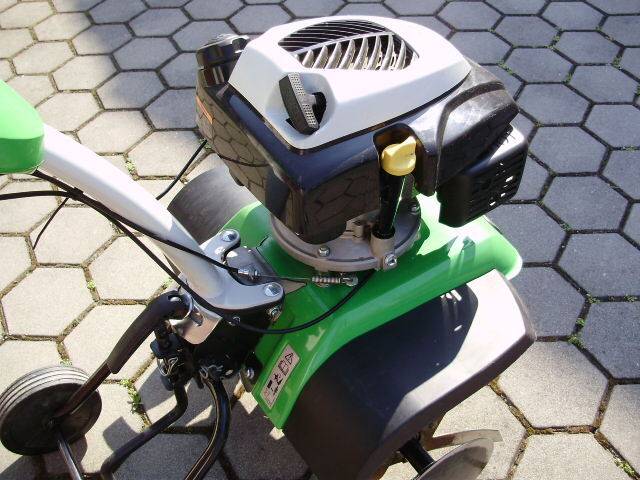 MOTOKOPAČICA Viking HB 585