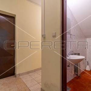 Multifunkcionalni poslovni prostor Kastav 258,00m2 