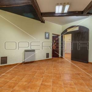 Multifunkcionalni poslovni prostor Kastav 258,00m2 