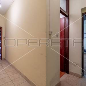 Multifunkcionalni poslovni prostor Kastav 258,00m2 
