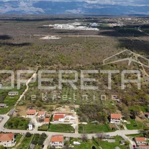 Murvica G. - građevinsko zemljište 725 m²