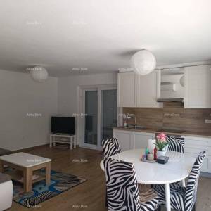NA PRODAJU – dvojna kuća i garsonjera u Novigradu, 135 m2