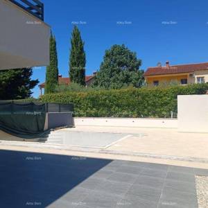NA PRODAJU – dvojna kuća i garsonjera u Novigradu, 135 m2