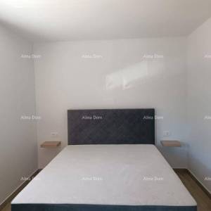 NA PRODAJU – dvojna kuća i garsonjera u Novigradu, 135 m2