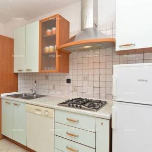 Na prodaju kuća s apartmanima u Puli