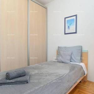 Na prodaju kuća s apartmanima u Puli