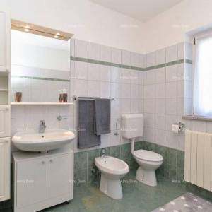 Na prodaju kuća s apartmanima u Puli
