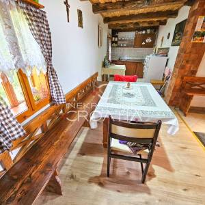 NA VRHU SVIJETA: kuća i 12.600 m2 zemljišta