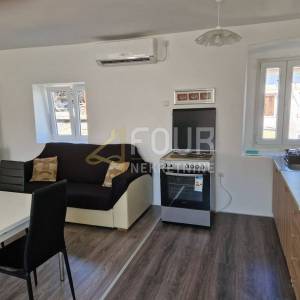 Najam, Dražice, kuća za najam radnicima, 250€/mj po osobi