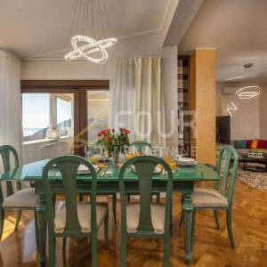 Najam, Ičići, 3s+db, 130m2, lođa, pogled na more, zajednički bazen