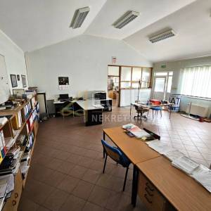 Najam, Kastav, uredski prostor + hala, veliki parking