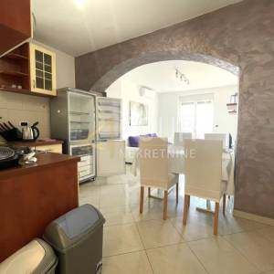 Najam, Kostrena, 54.26m2, 2s+db, pogled na more