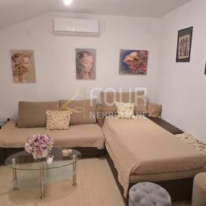 Najam, Krasica, 70m2, 1s+db, balkon