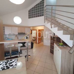 Najam, Martinkovac, dvoetažni 3s+db, balkon