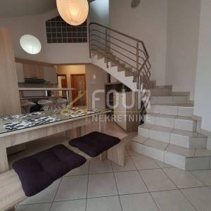 Najam, Martinkovac, dvoetažni 3s+db, balkon
