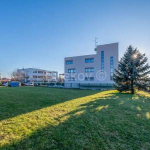 Najam, Novi Zagreb, poslovna zgrada, 14 GPM, 30 VPM