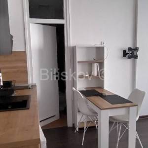 Najam, Novi Zagreb, Sloboština, dvosoban stan, lift