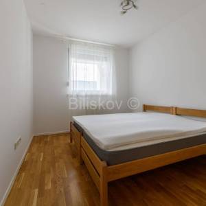 Najam, Novi Zagreb, Zapruđe, dvosoban stan, 4.kat, lift, PM