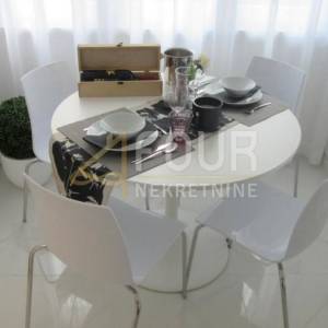 Najam, Opatija, 2s+db, 68m2, 2 lođe i garaža