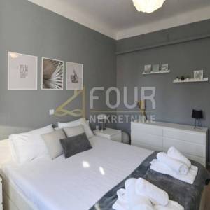 Najam, Opatija, 2s+db, 80m2, 2 balkona i terasa