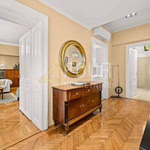 Najam, Opatija, samostojeća vila s 2 stana
