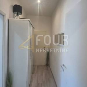 Najam, Rijeka, Brajda, garsonijera s galerijom, 30m2