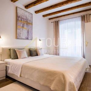 Najam, Rijeka, Centar, 74.35m2, 2s+db, novoadaptiran stan