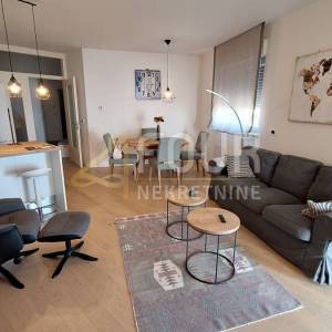 Najam, Rijeka, Martinkovac, 63.10m2, 2s+db, lođa, pogled