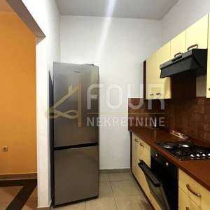 Najam, Rijeka, Pećine, gospodski stan, balkon, pogled na more