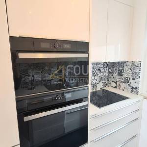 Najam, Rijeka, Podmurvice, 3s+db, balkon, pogled na more