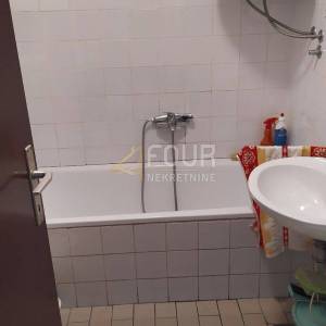 Najam, Rijeka, Podmurvice, 3s+db, balkon, stan pogodan za studente!