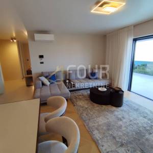 Najam, Rijeka, Srdoči, 2s+db, 69.40m2, terasa, okućnica, pogled na more
