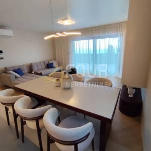 Najam, Rijeka, Srdoči, 2s+db, 69.40m2, terasa, okućnica, pogled na more
