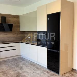 Najam, Rijeka, Trsat, 2skl, 90m2, balkon
