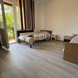 Najam, Rijeka, Zamet, etaža, 120m2, 4s+db, 2 balkona