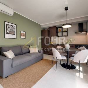 Najam, Rijeka, Zamet, manja kuća - namješten studio apartman!
