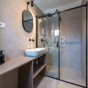 Najam, Rijeka, Zamet, manja kuća - namješten studio apartman!