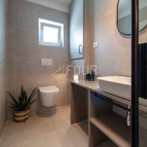 Najam, Rijeka, Zamet, manja kuća - namješten studio apartman!
