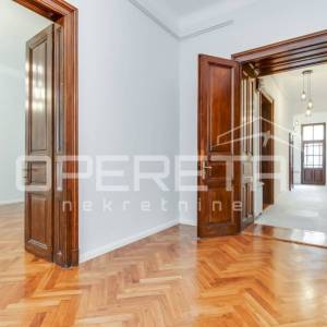 Najam, Stan, Centar, Trg Marka Marulića, 4,5s, 110m2