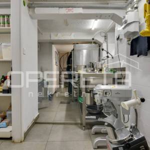 Najam, Ulični lokal, Britanac, Ilica , 122m2