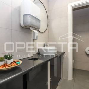 Najam, Ulični lokal, Trnje, Strojarska, 132m2