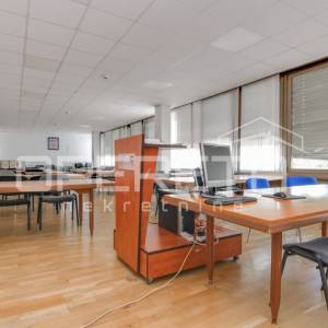 Najam, Ured, Ravnice, Ravnice, 1750m2