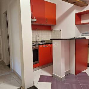Najam, Zagreb, Maksimir, dvosoban stan, parking, suteren 44m2