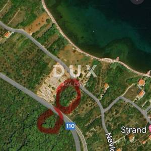 NEVIĐANE, PAŠMAN - Poljoprivredno zemljište na rubu građevinske zone!