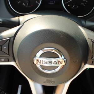Nissan Qashqai 1.3 DIG-T *NAVIGACIJA, KAMERA*