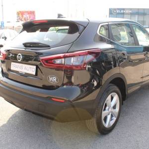 Nissan Qashqai 1.3 DIG-T *NAVIGACIJA, KAMERA*