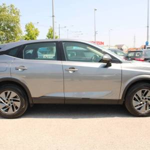 Nissan Qashqai 1.3 MHEV AUTOMATIK *LED, NAVIGACIJA, KAMERA*